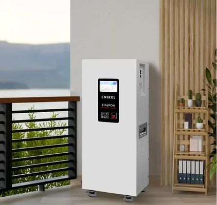 51.2V Lithium-Batterie Wandmontierte Energiespeicher für Zuhause Batterie auf vertikalen Rädern 300AH 15.36KWH